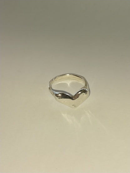 TELL STRANGERS THAT YOU LOVE THEM