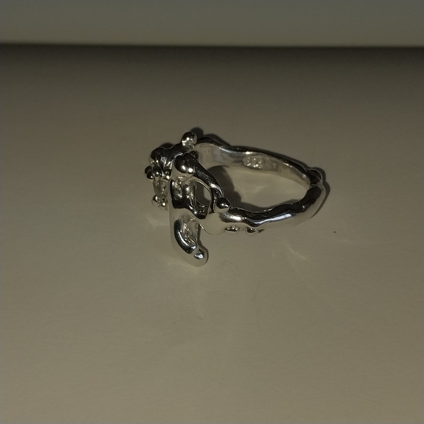 GOOEYY RING