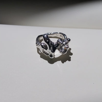 GOOEYY RING