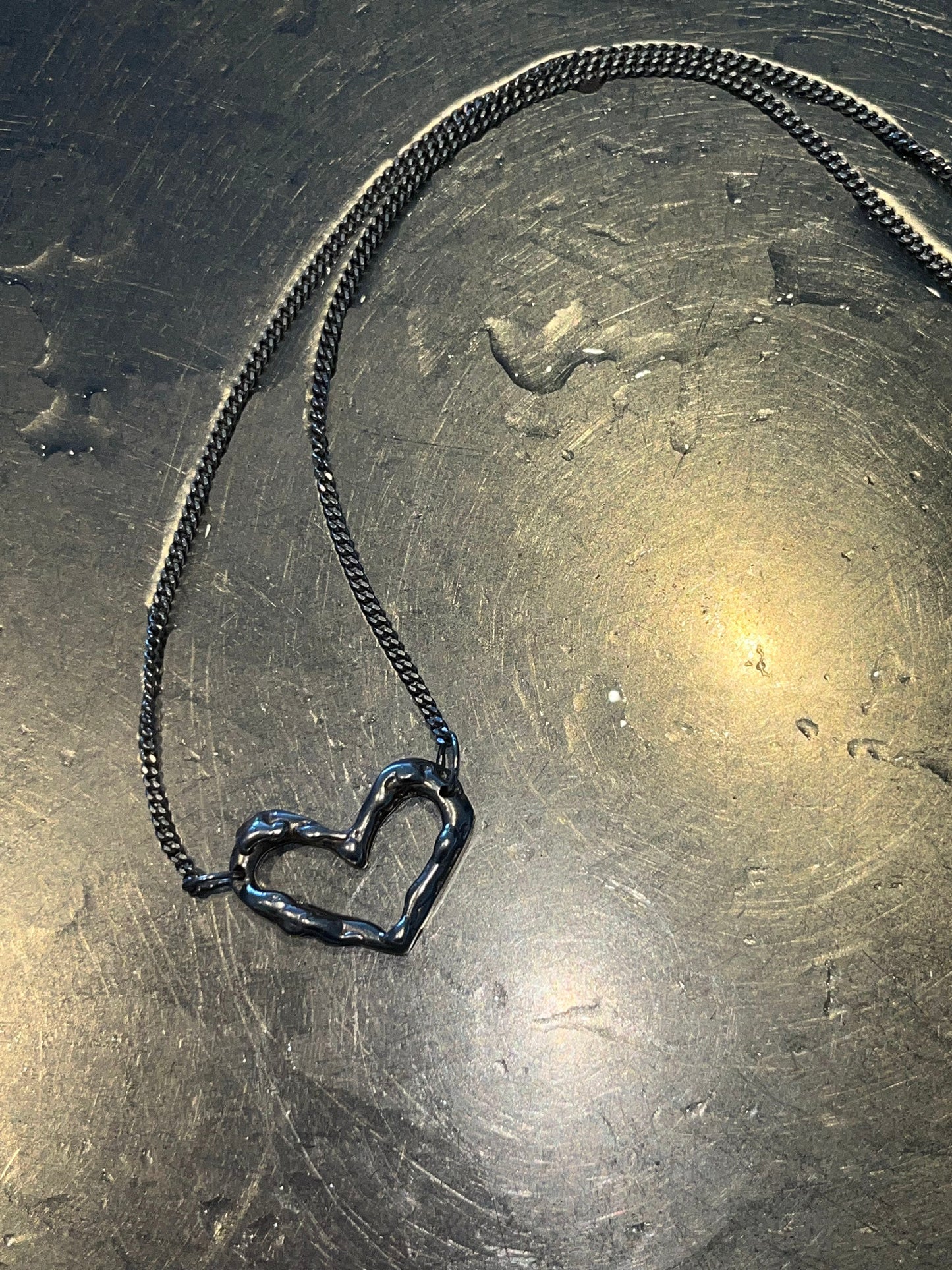 OOEY GOOEY PENDANT